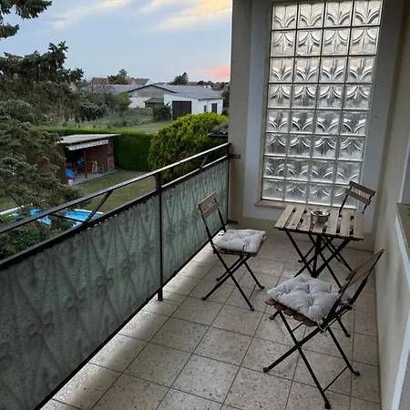 Airport Rauchenwarth