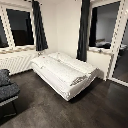 Apartamento Airport Rauchenwarth