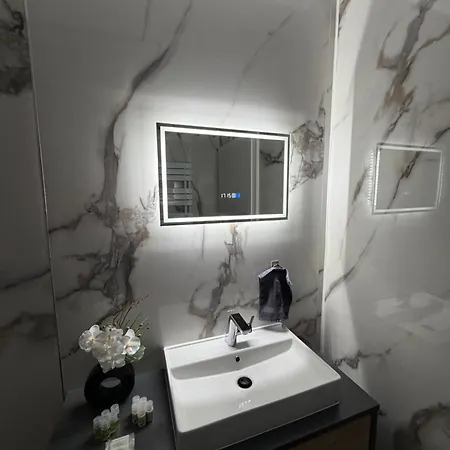 Airport Apartman Rauchenwarth