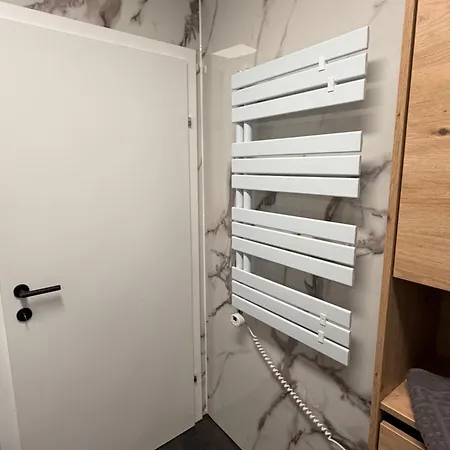 Airport Rauchenwarth